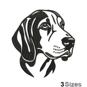以下が含まれることがあります： 犬の頭部の白黒イラスト。詳細な陰影と目と鼻に焦点を当てています。犬の頭はわずかに横を向き、下部に「3 Sizes」のテキストがあります。