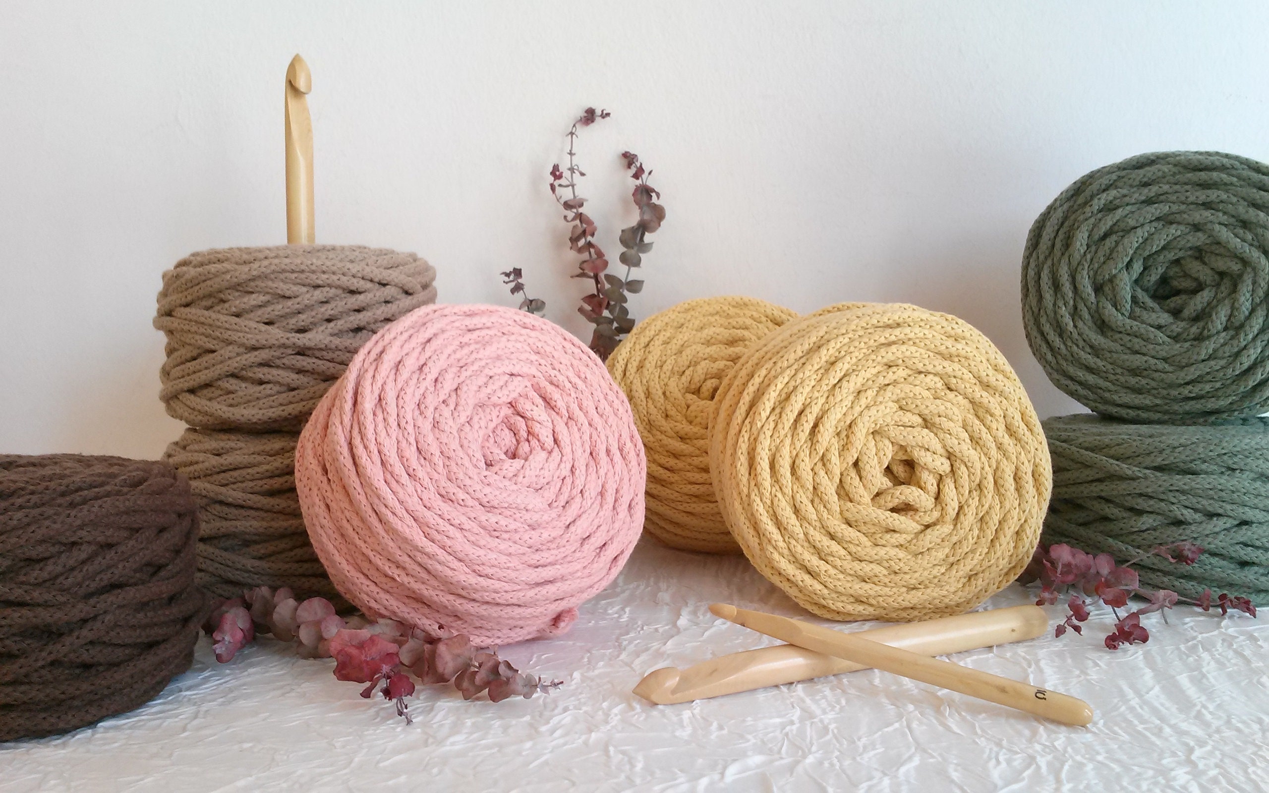 90 Pcs Large Yarn Bobbins Spool Thread Knitting Sewing Crochet