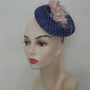 Retro fascinator wedding veil in midnight blue and pink, in sisal, Milady fleurs model, custom made item, custom made item image 3