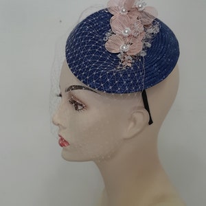 Retro fascinator wedding veil in midnight blue and pink, in sisal, Milady fleurs model, custom made item, custom made item image 4