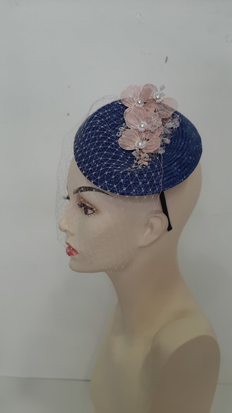 Retro fascinator wedding veil in midnight blue and pink, in sisal, Milady fleurs model, custom made item, custom made item image 4