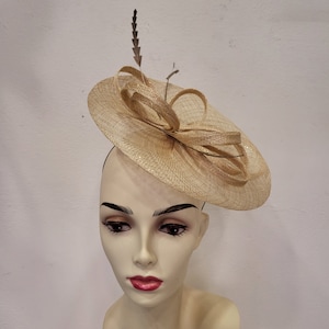 Natural gold lamé fascinator, in sisal and feathers, wedding-ceremony, &quot;Arabesques chic&quot; model, custom made item, custom made item