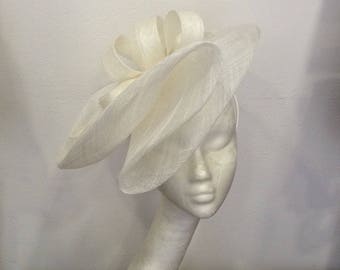 Off-white wedding fascinator, sisal, wedding -cocktail - ceremony, double scroll shape, custom made item, custom made item