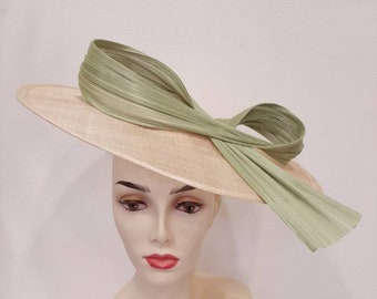 Natural and apple green fascinator, sisal and buntal, wedding-ceremony, &quot;Crossed knot flight&quot;, custom made item, custom made item