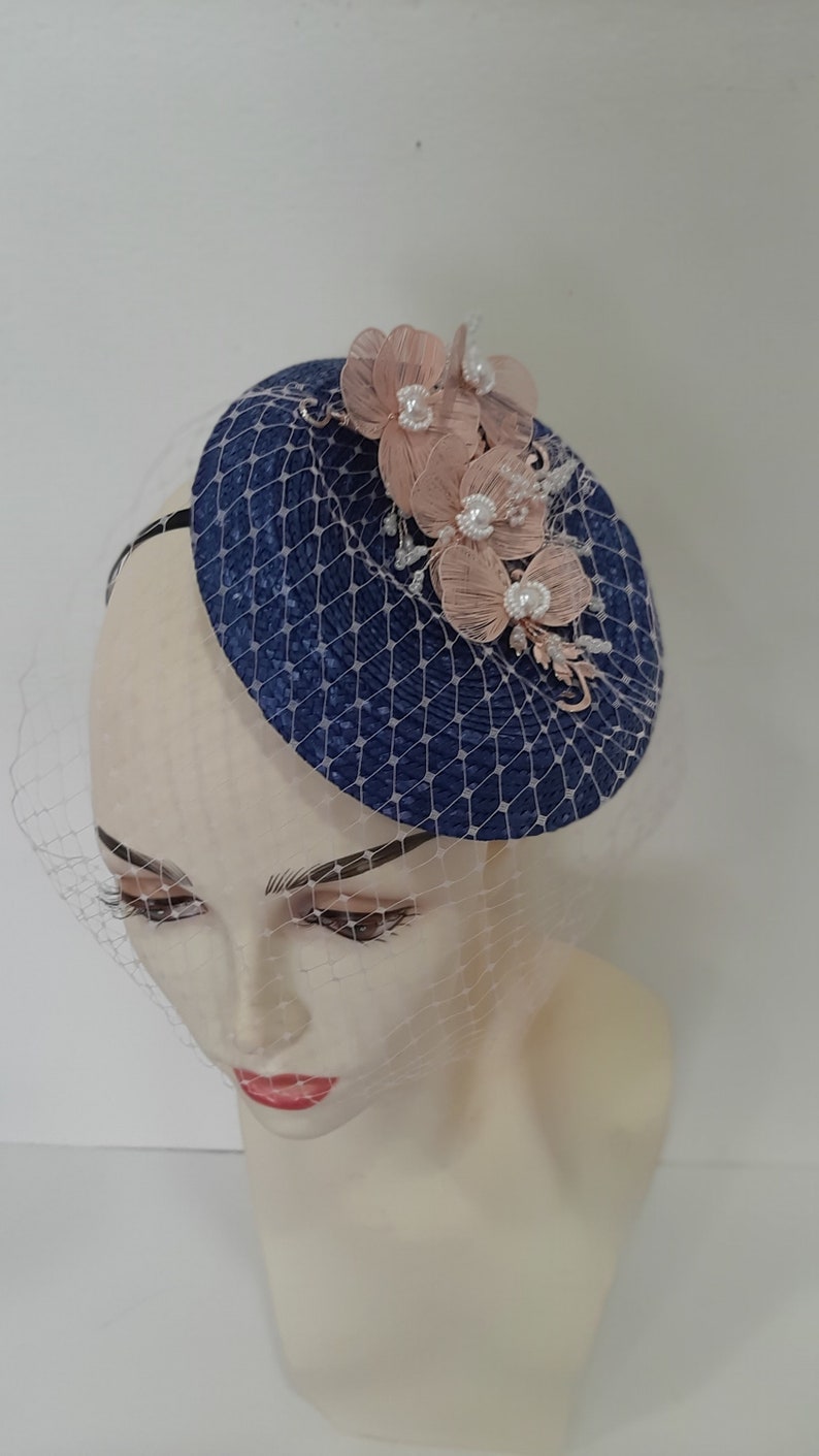 Retro fascinator wedding veil in midnight blue and pink, in sisal, Milady fleurs model, custom made item, custom made item image 7