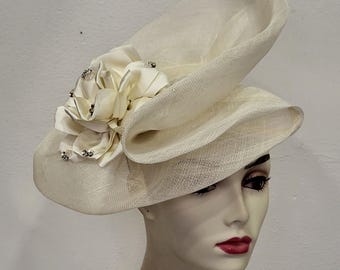 Off-white and ivory sisal wedding fascinator, "double inverted scroll" shape, custom-made item