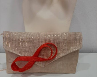 Pochette mariage en sisal naturel doré et son noeud infini rouge, mariage-cérémonie, article fabriqué sur mesure,  custom made item