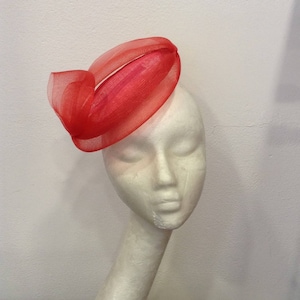 Coral red wedding fascinator, in sisal and horsehair, wedding-ceremony, Natacha model, custom made item, custom made item