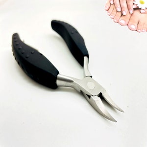 Nail Clippers for Men with Catcher - Razor-Sharp Heavy Duty Self-Collecting Nail  Cutters Set- Nail Art Tools 