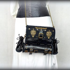 Handmade Leather LARP Messenger Bag: Fantasy Cosplay Accessory