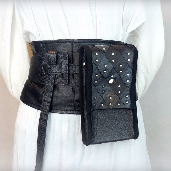 Leather Phone Pouch, Medieval belt bag, Cell Phone Holsters, LARP accessory, Phone case, Fast shipping by courier included