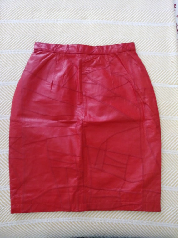 Alamos 1980s Red Leather Pencil Skirt - SASSY!
