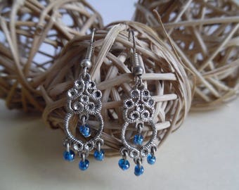 Boucles d'oreilles pendantes orientales bleues