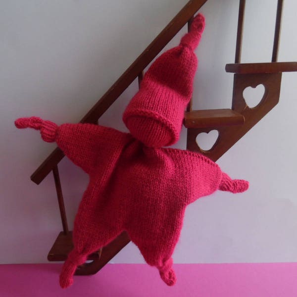 Doudou lutin tricot fille rose