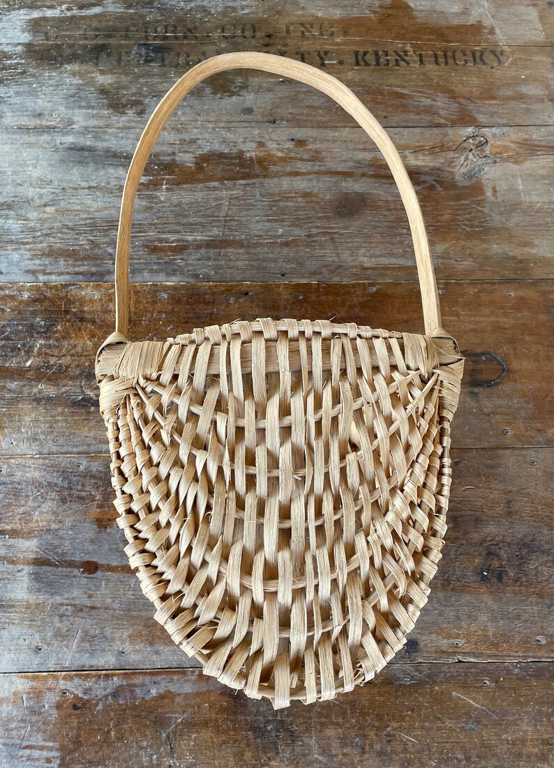 Vintage Wicker Wall Hanging Basket Primitive Decor Etsy
