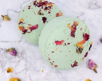 All Natural Rose Petals Bath Bombs, Large Bath Fizzy, Vegan Bath soak with Sea salt, Coconut milk Bath Bombs, Best Friend Gift, Gift for mom