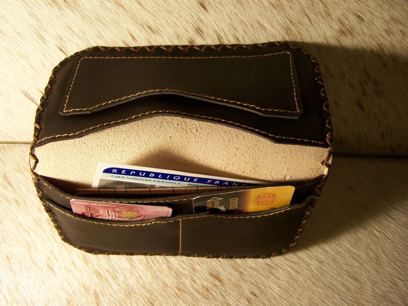 Joke to tobacco in brown leather