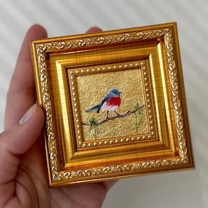 Pintura de Robin de cabeça vermelha Mini com folha de ouro - original emoldurada 2x2 Pequena pintura Arte de Robin Pintura a óleo original Arte de pássaro de cozinha pequena