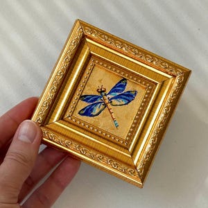 Libélula Miniatura Pintura al óleo enmarcada original 2x2 con pan de oro Pintura pequeña Libélula Pintura Pintura al óleo original Regalo para mamá