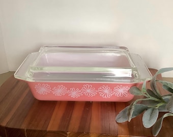 Pyrex Pink Daisy Casserole Dish - 575-B