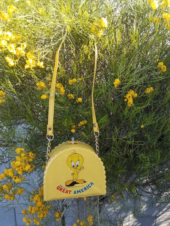 Rare Vintage Tweety Bird Little Purse - image 1