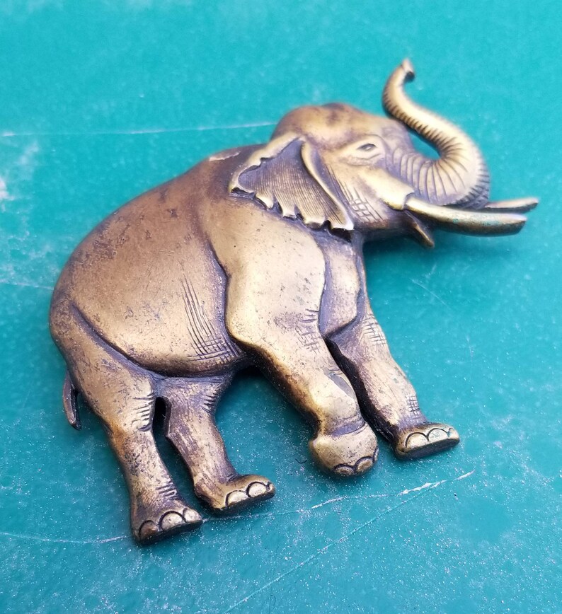 Vintage Elephant Brooch image 2