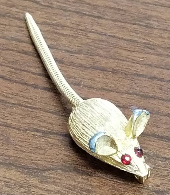 Cute Vintage Little Mouse Brooch