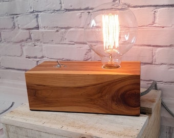 Edison bulb hardwood lamp