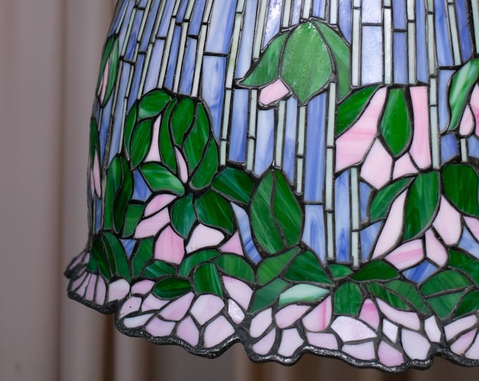 Stained Glass Lamp Shade Classic Lotus Tiffany Style Stain Pendant Desk Shade Art #11 (18" Diameter by 14" high)