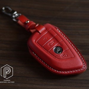 Gucci GG Supreme Marmont 6 Key Case - Keychains, Accessories - GUC1326013