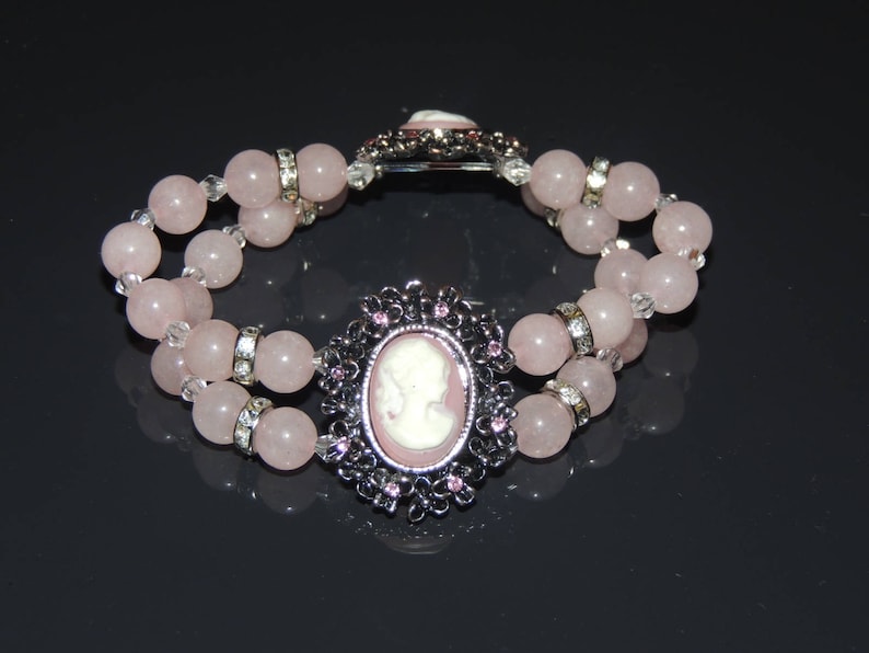 Friendship Valentine/'s Day Gift!Love and Positivity Mala Bracelet Prosperity Pink Women/'s Bracelet Rose Quartz Cameo Bracelet Camoe