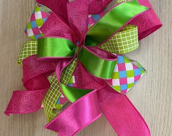 Handmade Plaid Wreath Bow | Pink, Green Summer Decor
