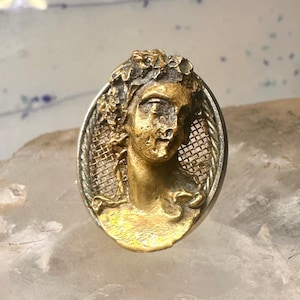 Classical face ring band size 7.25 women