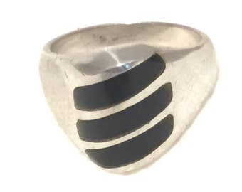 Vintage Mexican Sterling Silver Onyx Ring - Size 8.25