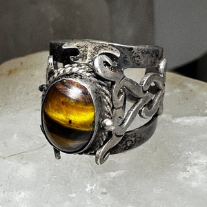 Tiger Eye poison ring size 6.75 heart scroll design Mexico Taxco sterling silver women