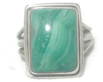 Vintage Malachite Sterling Silver Ring - Southwest Tribal Design, Size 8.5