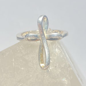 Cross ring  religious band sterling silver women girls size 6