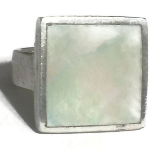 Vintage MOP Ring Size 6 Mother of Pearl Ring BoHo… - image 3