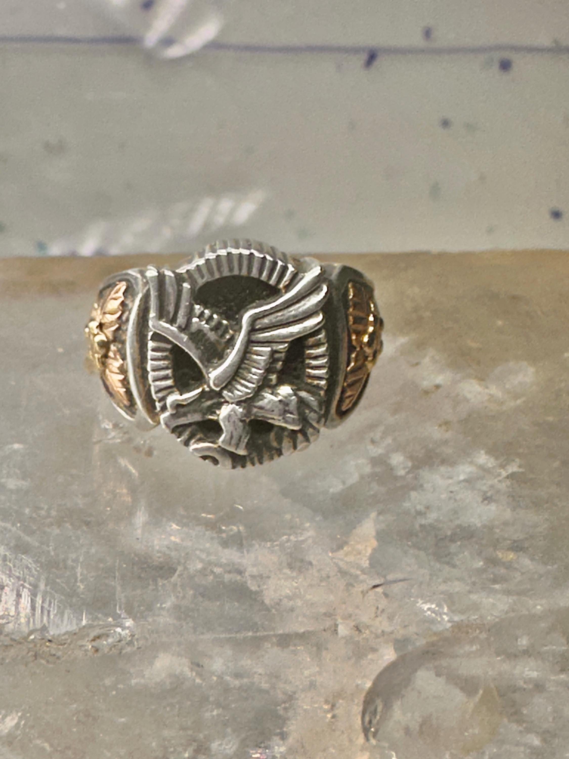 Black Hills Gold Ring Eagle Leaves Onyx Band Size 10.2