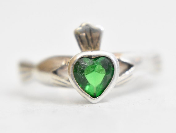 Claddagh ring vintage green crystal sterling silv… - image 5