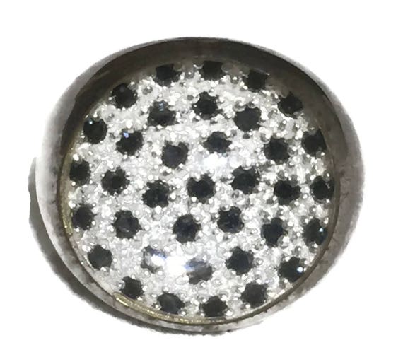 Dome Ring Size 5.75 Vintage Black and White  Glass - image 5