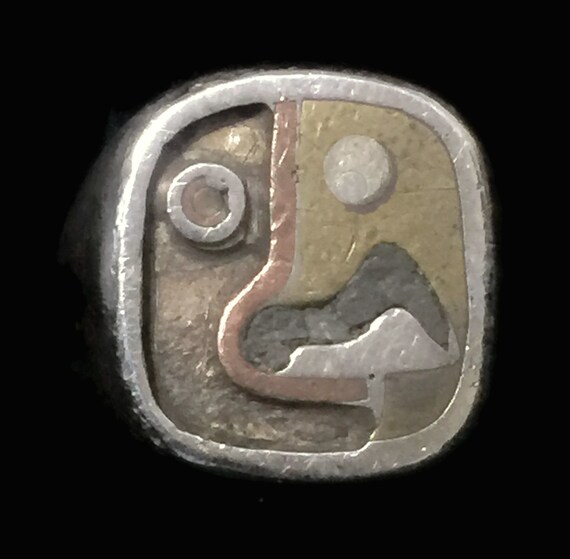 Vintage Metales Castillo Ring Size 9 Plus Face Rin