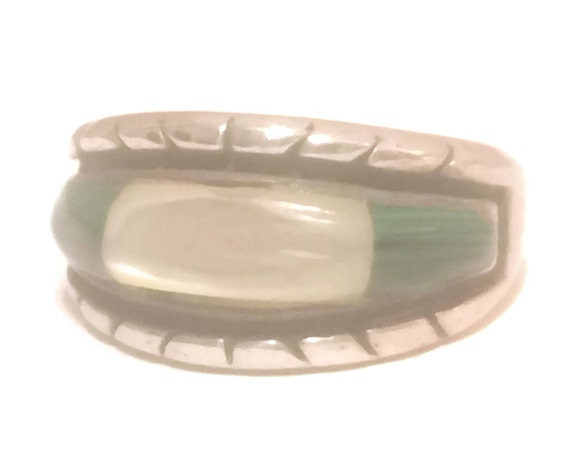 Malachite ring size 8 MOP Southwest band  Vintage… - image 8