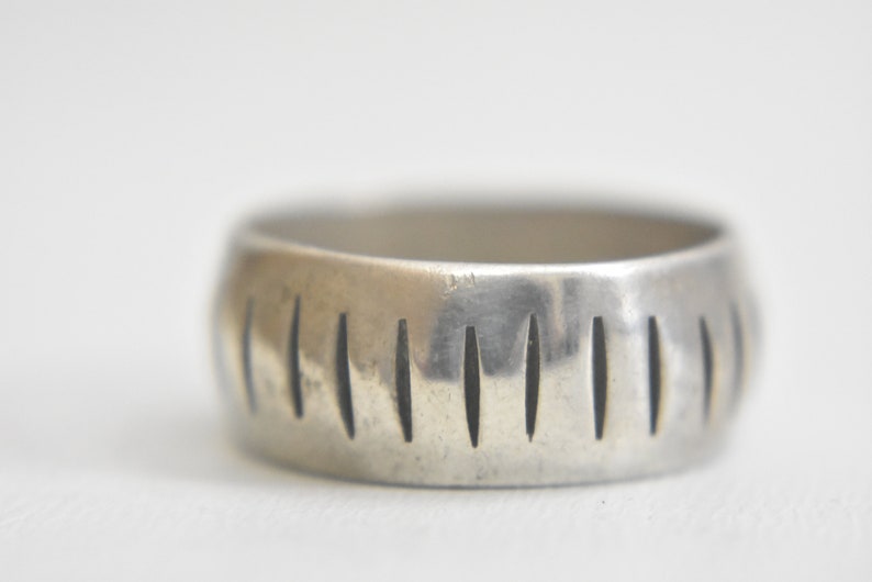 Wedding ring geometric thumb band sterling silver men Mexico Size 12.75