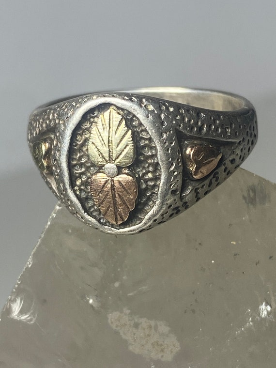 Classic Foliage II - Black Hills Gold Mens Ring | Black hills gold wedding  rings, Black hills gold, Black hills gold jewelry