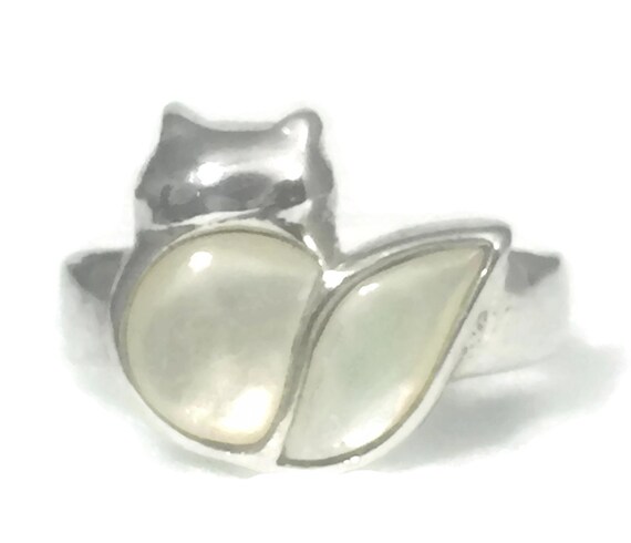 Vintage Sterling Silver Squirrel Ring with Mother… - image 7