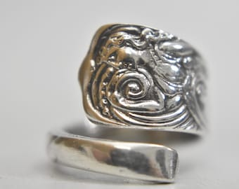 Greco Roman Ring - Etsy