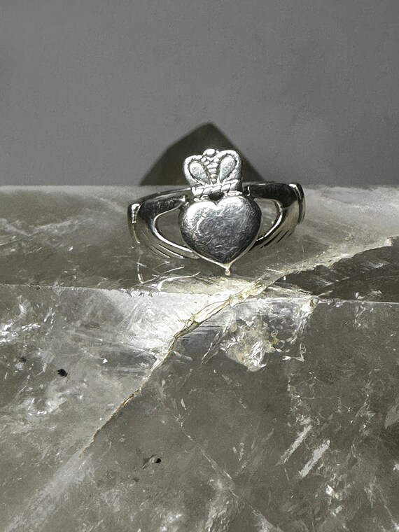 Claddagh poison sale ring