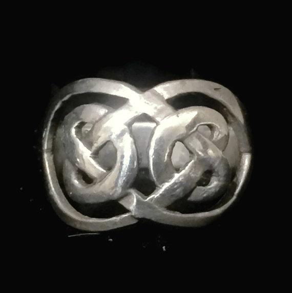 Celtic Knot Ring Size 5 Minus Celtic Knot Band Si… - image 1