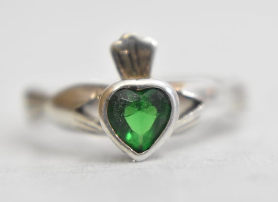 Claddagh ring vintage green crystal sterling silv… - image 1